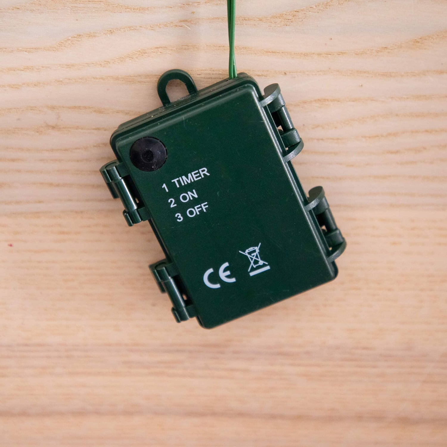 9' Pre-Lit Artificial Golden Frosted Christmas Garland with 50 Warm White LED Lights Pinecones, Berries and Ornaments