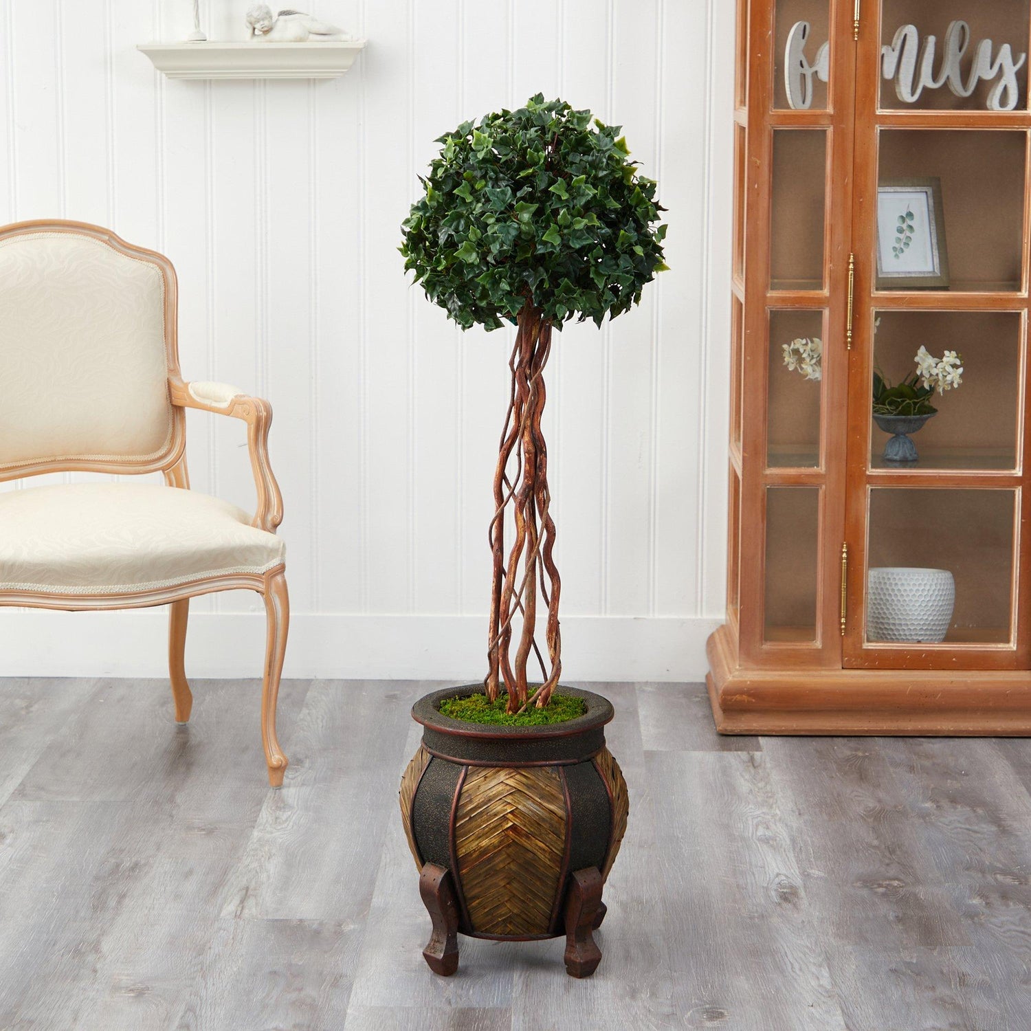 4’ English Ivy Topiary Single Ball Artificial Tree in Decorative Planter (Indoor/Outdoor)