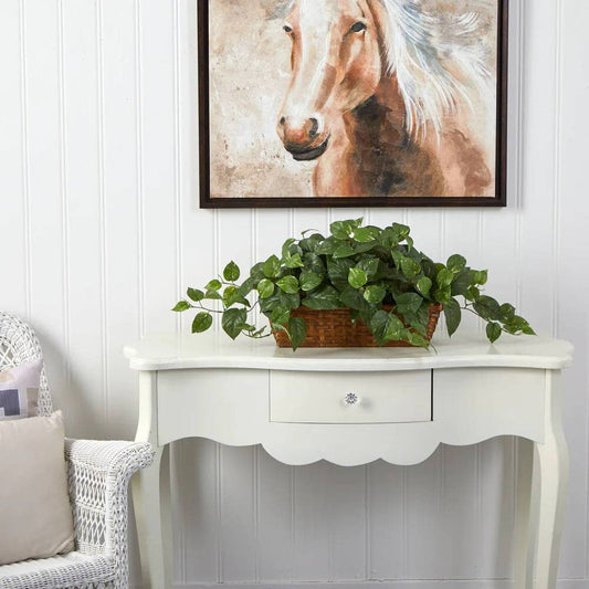 8 Ways to Decorate With Faux Pothos Plants Indoors