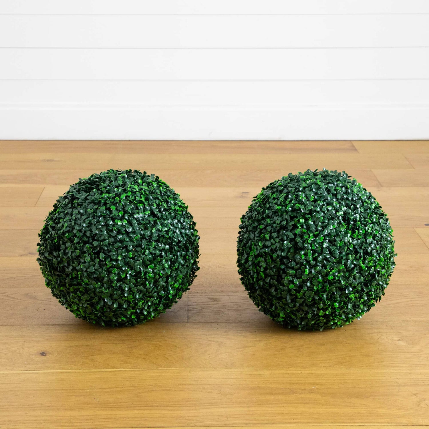 10" UV Resistant Artificial Boxwood Ball (Indoor/Outdoor) - Set of 2