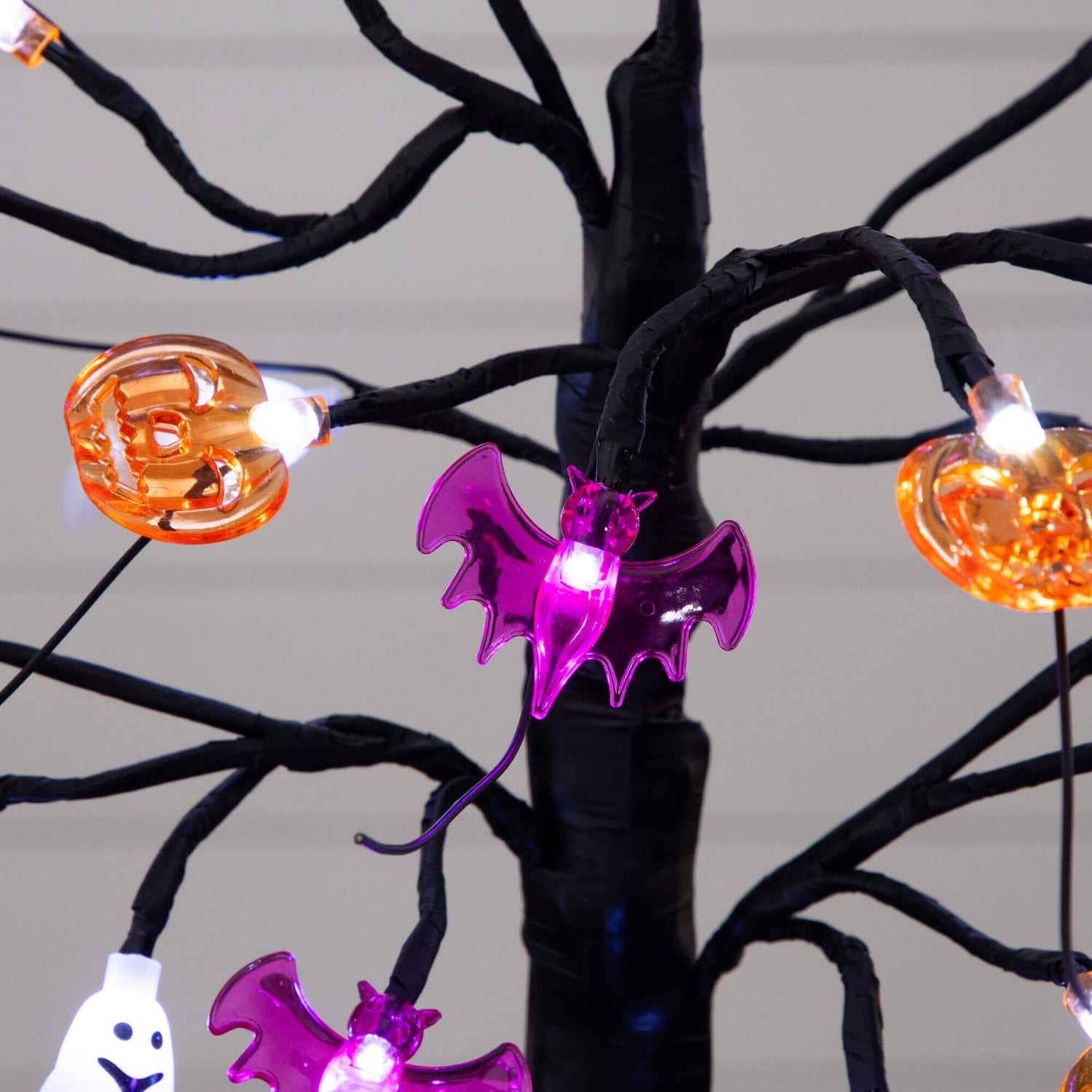 18" Pre-Lit Artificial Halloween Ghost, Bats & Pumpkins 24 LED Lighted Ornament Tree