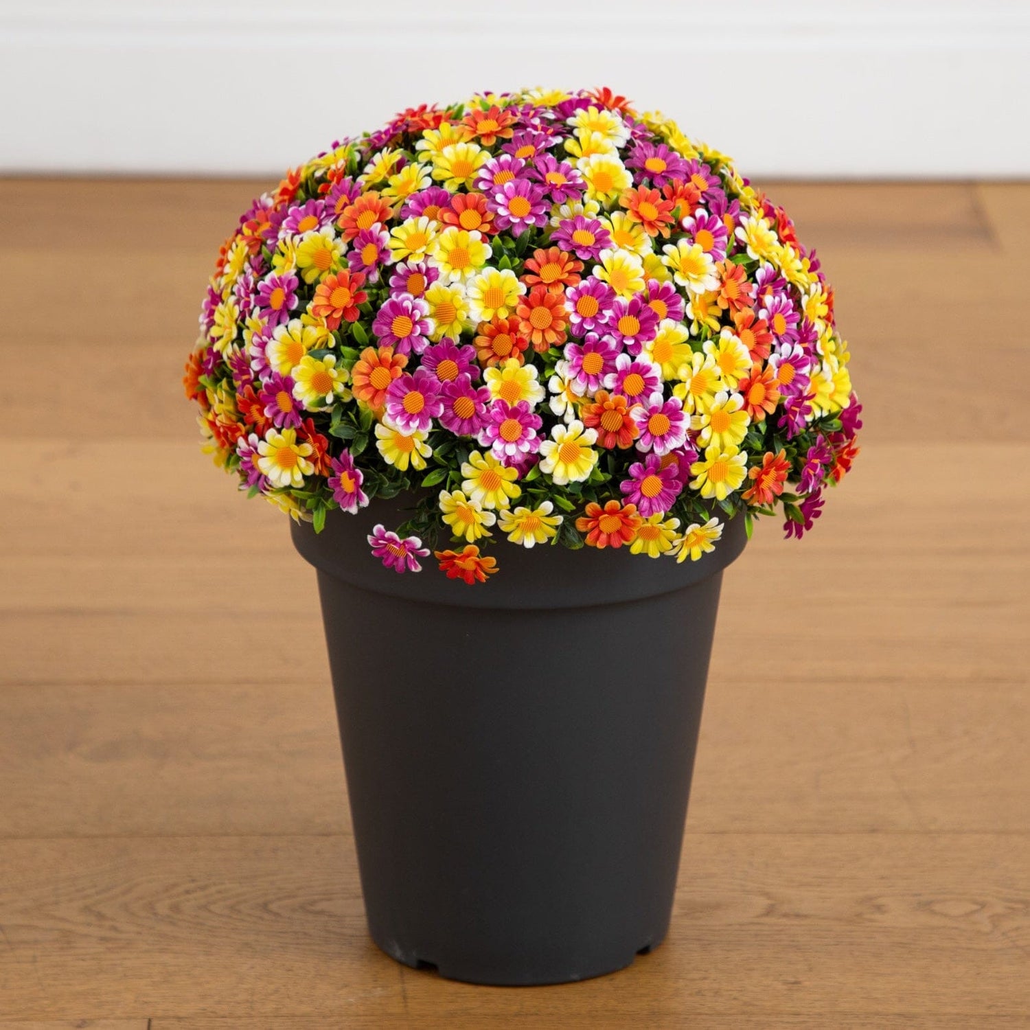 18” UV Resistant Artificial Mixed Daisy Plant (Indoor/Outdoor)