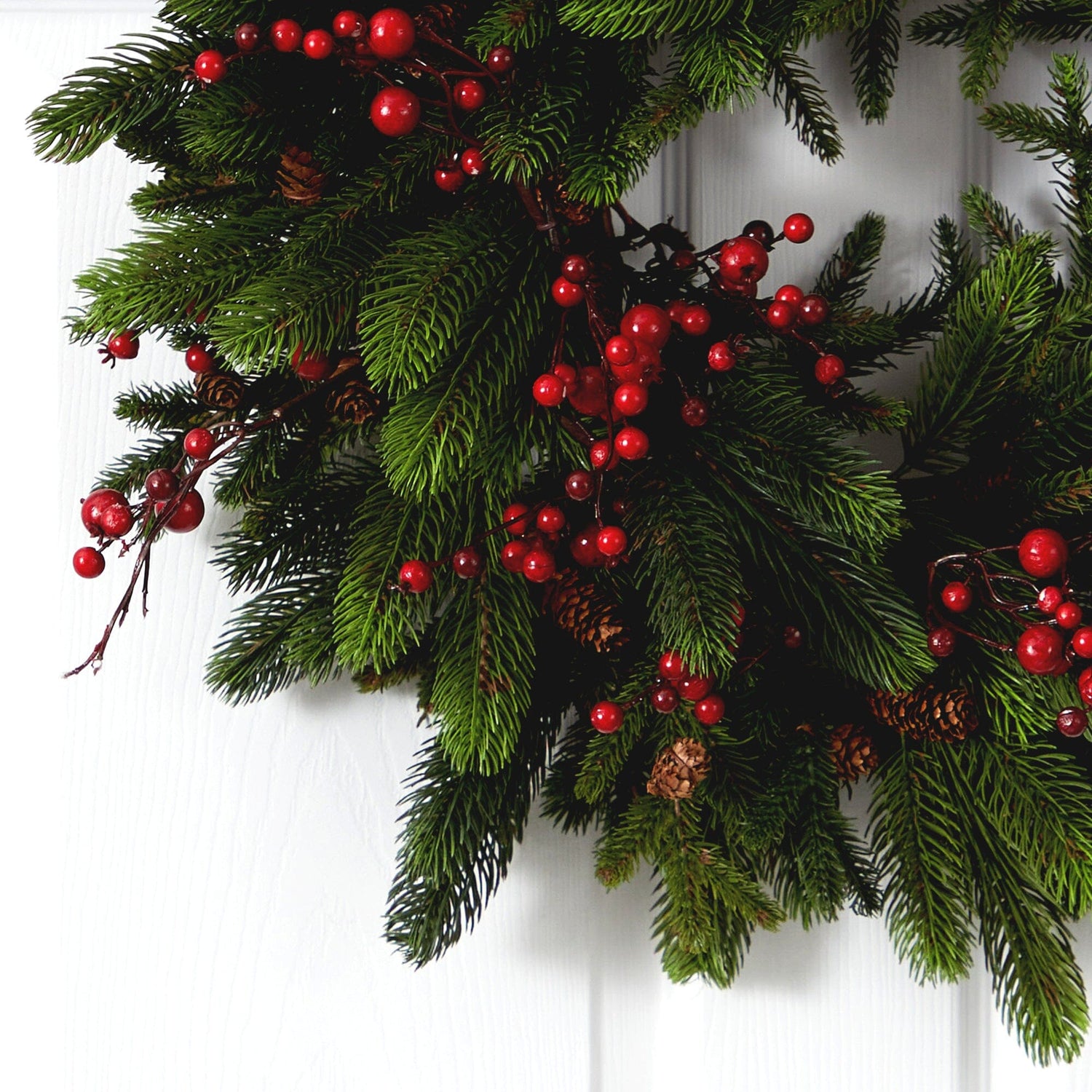 22” Pine, Pinecone and Berry Artificial Wreath