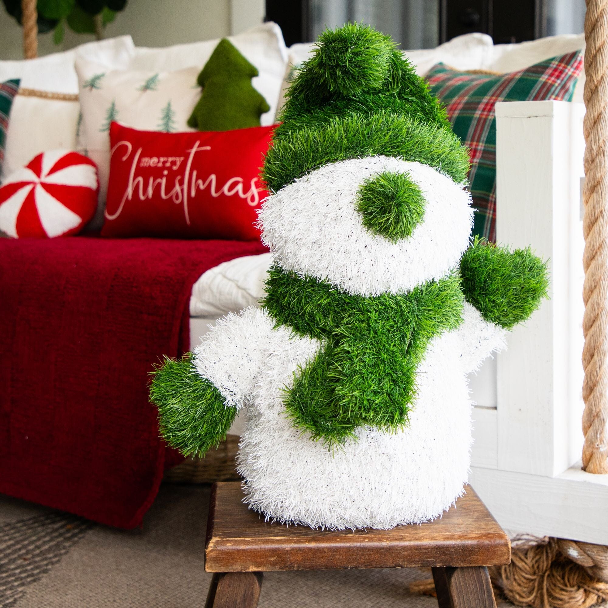 VRUMVRUM 全長30cm ぬいぐるみ UAZ 452 (オリーブグリーン) 22” UV Resistant Artificial Christmas Grass Garden Plush Topiary