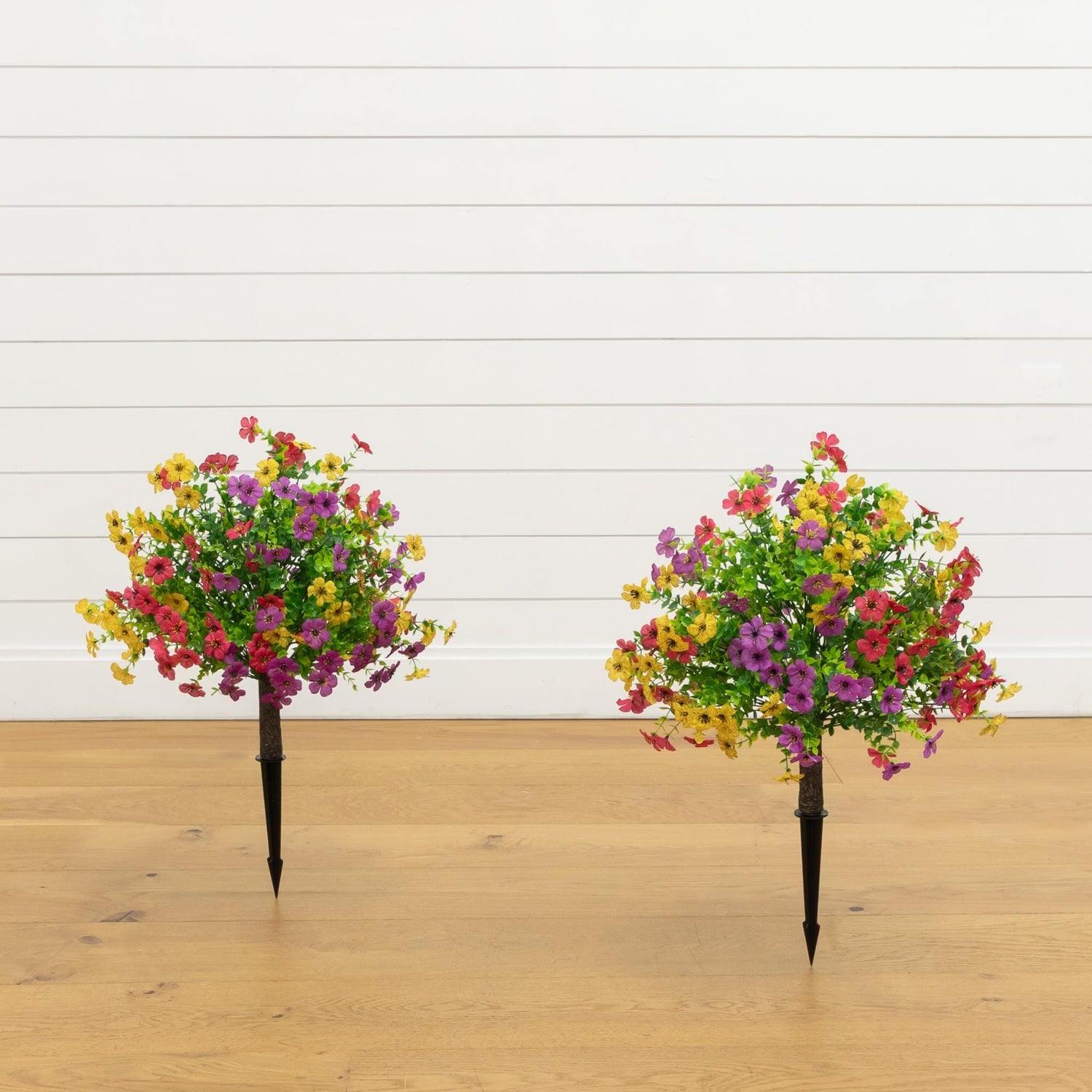 23"UV Artificial Daisy Flowering Plant with Integrated Stake (Indoor/Outdoor) - Set of 2