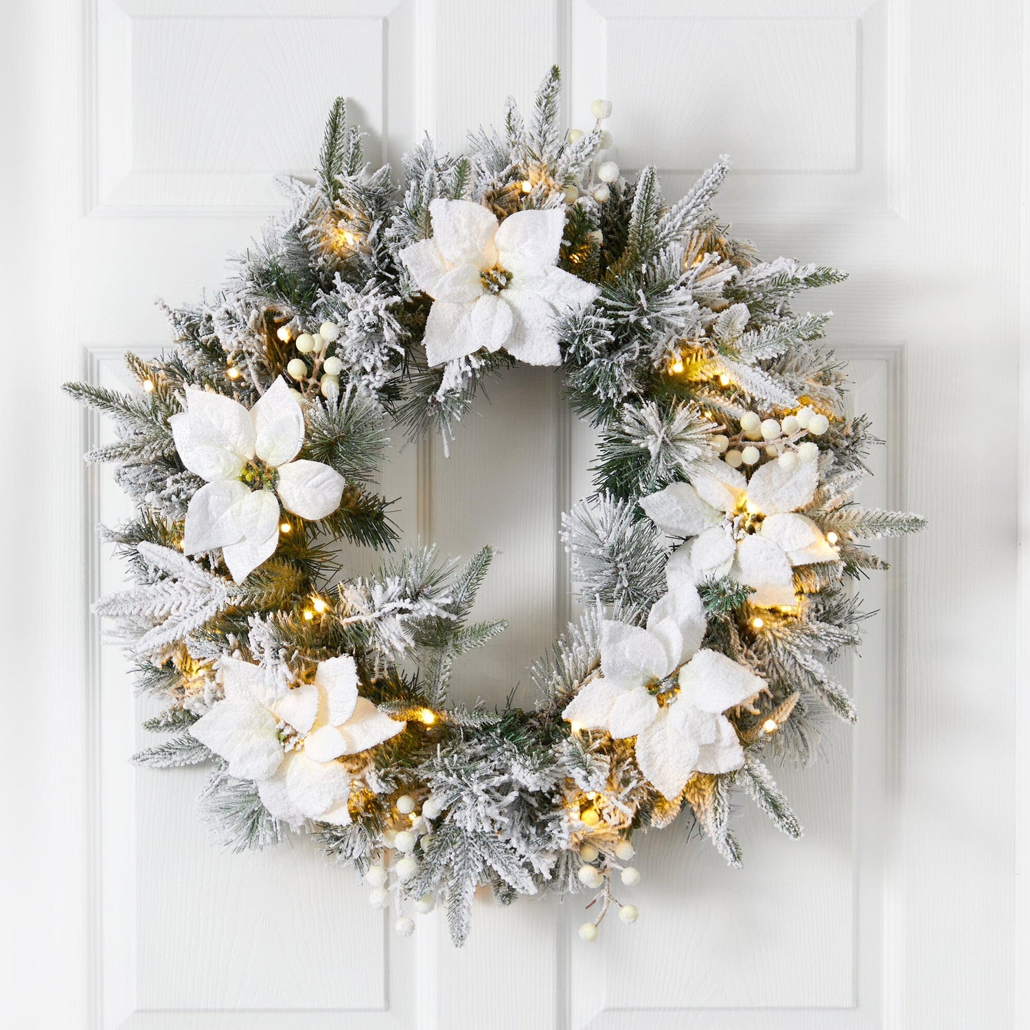 Regency Wreath Snowy Boxwood 24 in