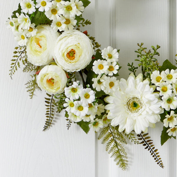 24” Mixed Daisy’s and Ranunculus Wreath