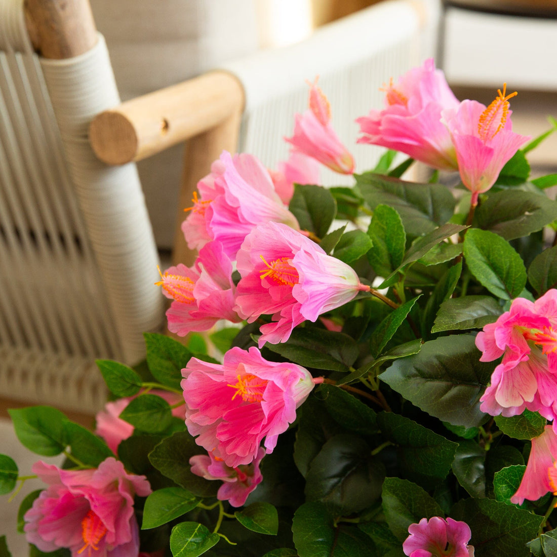 hanging pink flowers plant 24" UV Resistant Artificial Hibiscus Hanging Plant (Indoor/Outdoor)