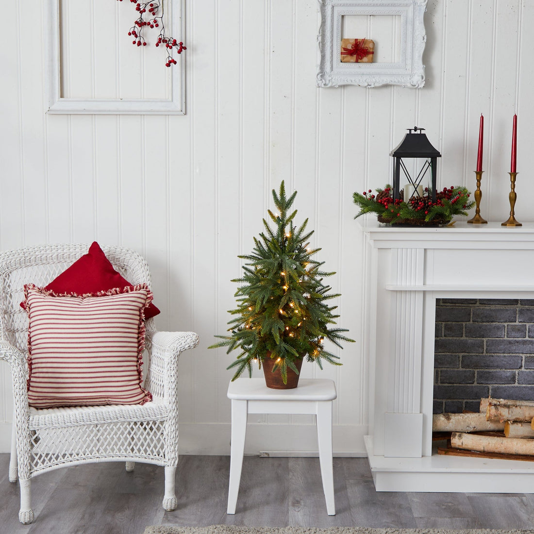 christmas indoor planter 2.5' Christmas Tree w/Golden Planter & Clear Lights