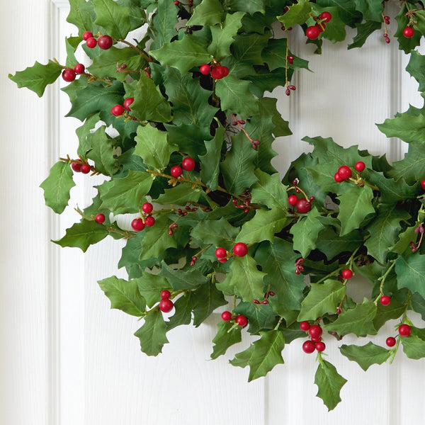 28” Holly Berry Artificial Wreath