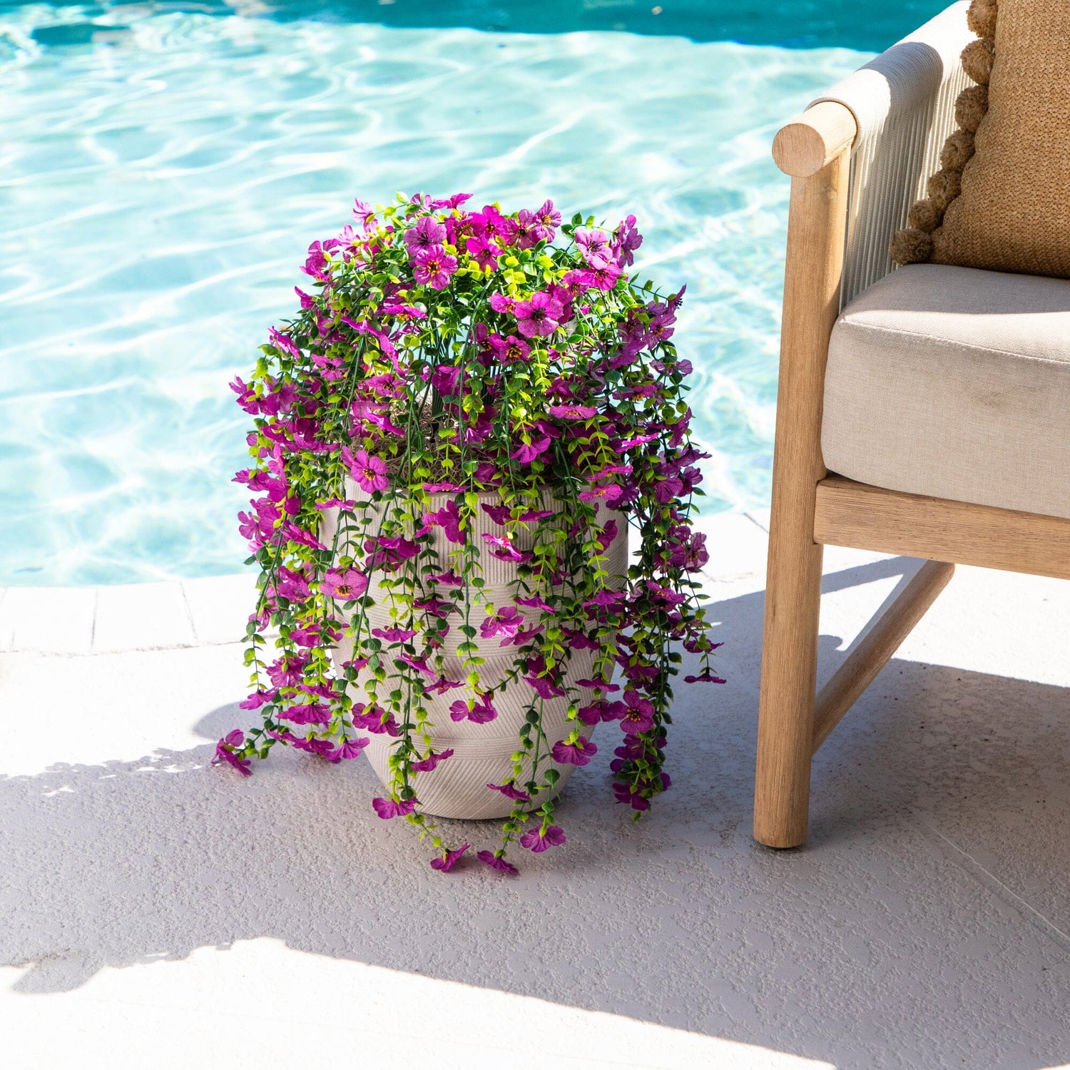 30" UV Resistant Artificial Daisy Hanging Plant (Indoor/Outdoor) - Set of 6