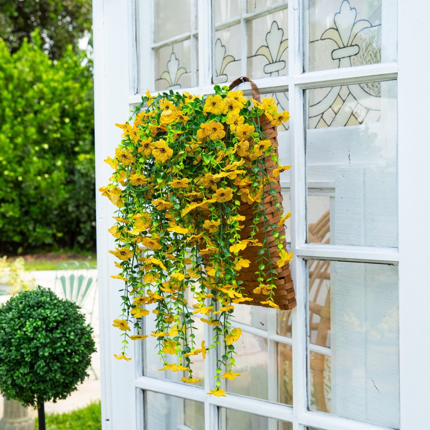 30" UV Resistant Artificial Daisy Hanging Plant (Indoor/Outdoor) - Set of 6