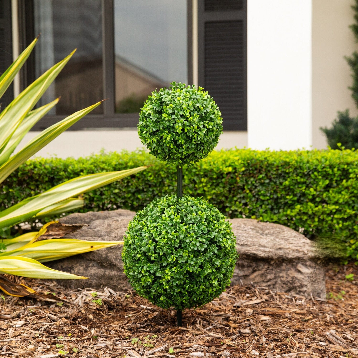 3' UV Resistant Artificial Boxwood Topiary with Integrated Ground Stake (Indoor/Outdoor)