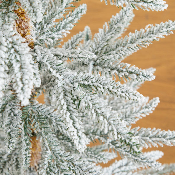 3’Pre-Lit Artificial Flocked Woodland Fir Christmas Tree with 20 Warm White LED Lights