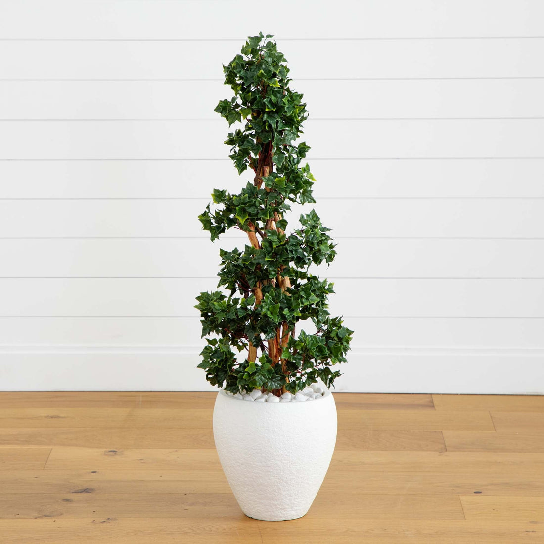ivy tree indoor plant 4’ English Ivy Topiary Tree in White Oval Planter UV Resistant (Indoor/Outdoor)