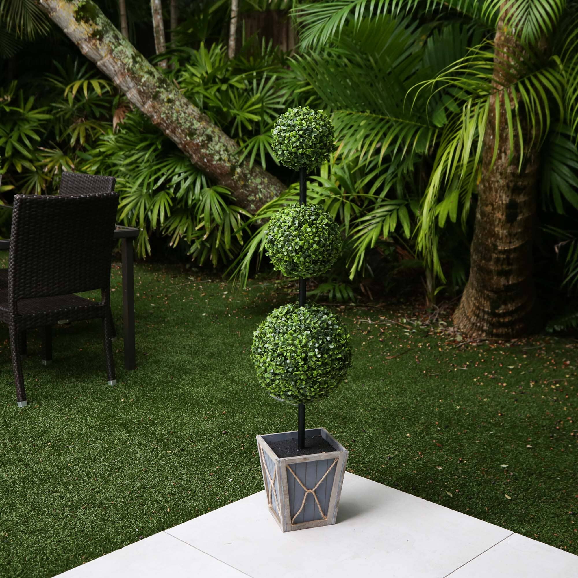 Outdoor topiary trees with lights hotsell