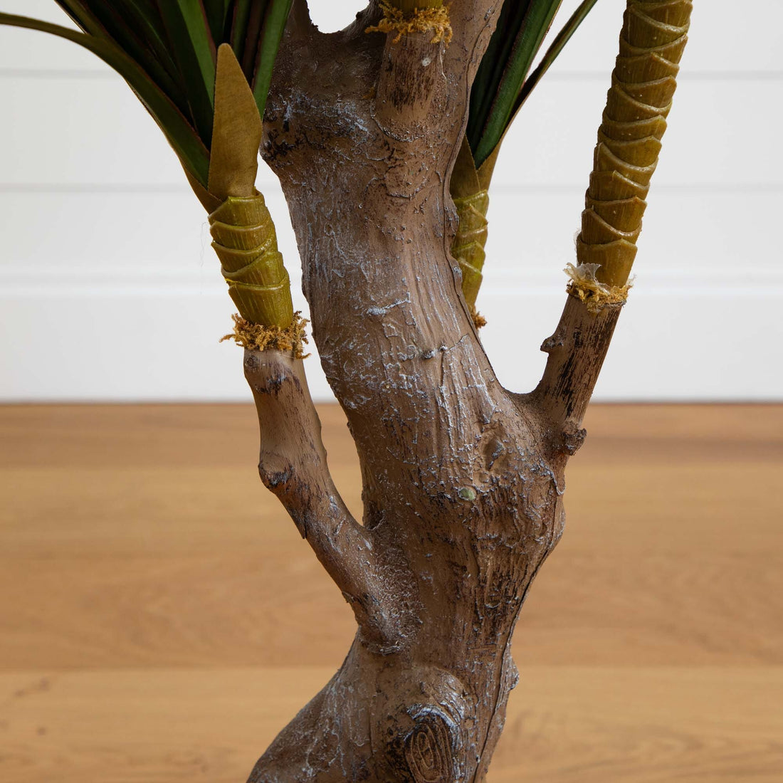 yucca cane tree indoor 46” Yucca Artificial Tree UV Resistant (Indoor/Outdoor)