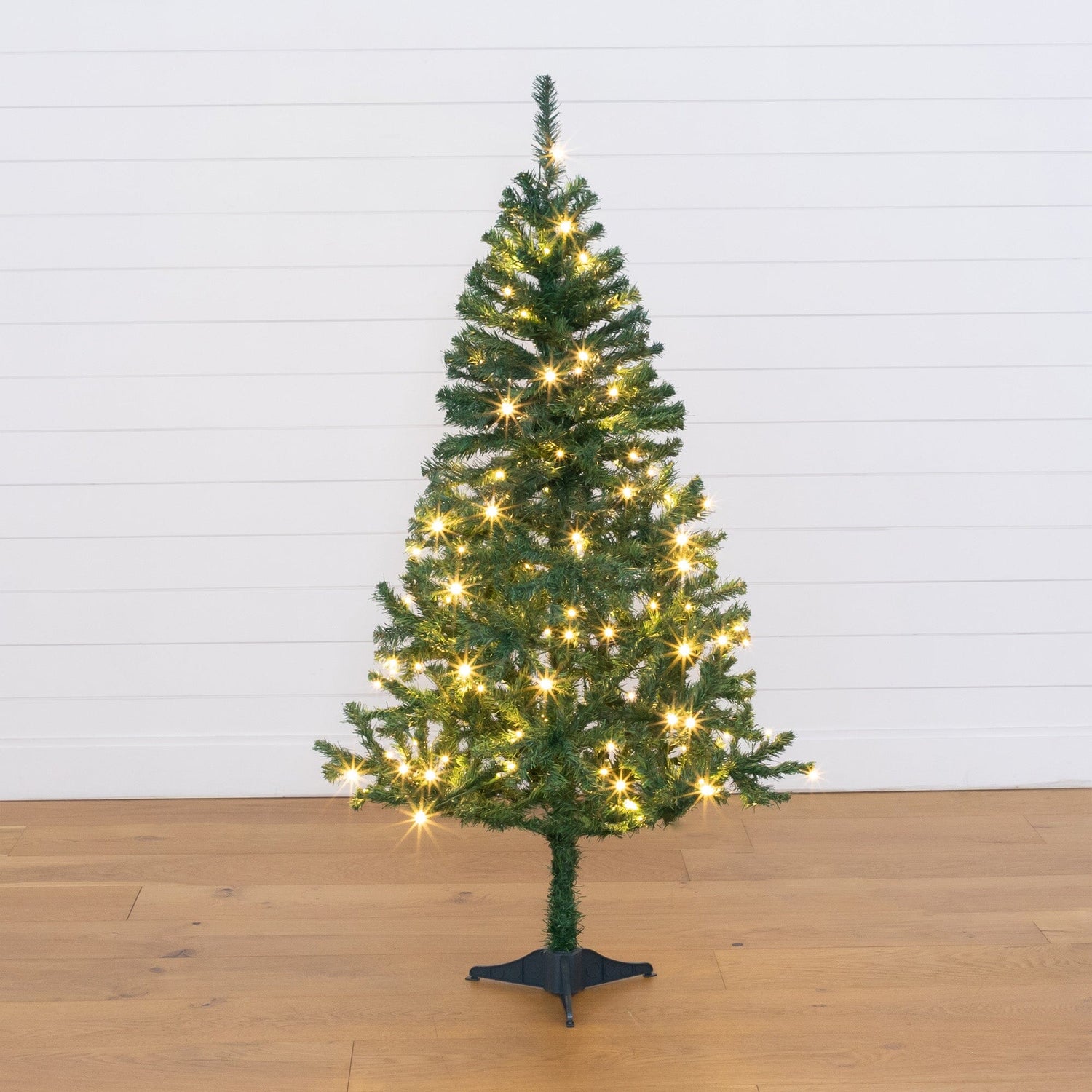 5' Northern Tip Pine Artificial Christmas Tree with 150 Clear LED Lights