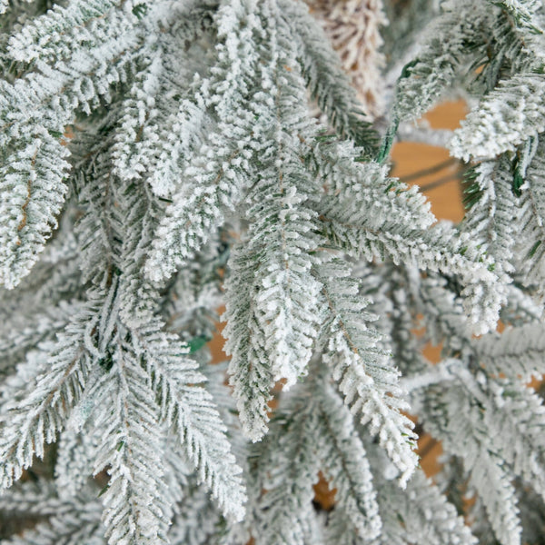 5’Pre-Lit Artificial Flocked Woodland Fir Christmas Tree with 100 Warm White LED Lights