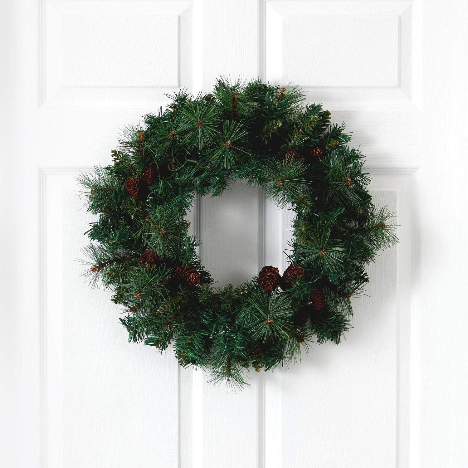 20” Mixed Pine and Pinecone Artificial Christmas Wreath with 35 Clear LED Lights