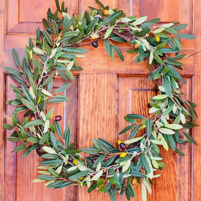 Nearly Natural 20 inch Olive Wreath, Green