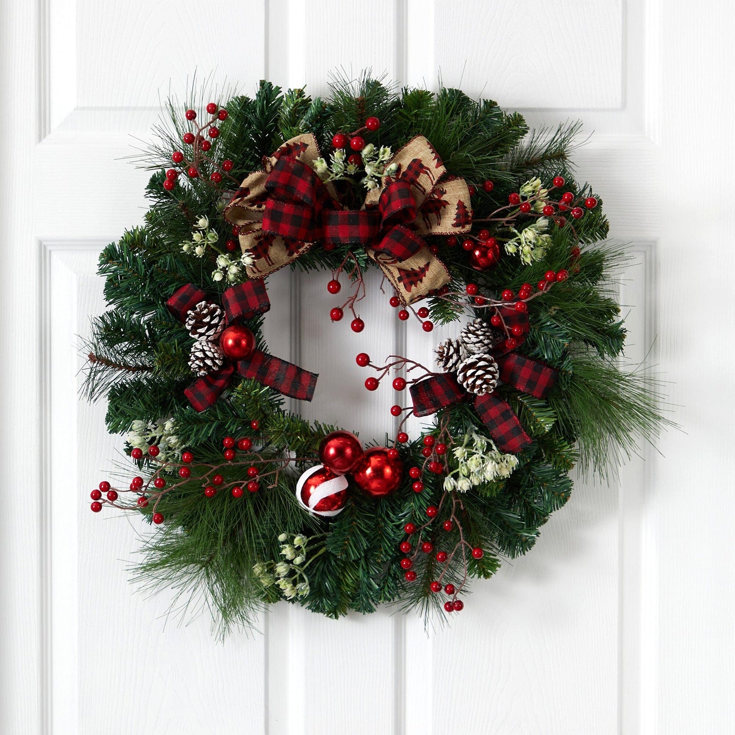 24” Christmas Pine Artificial Wreath with Pine Cones and Ornaments