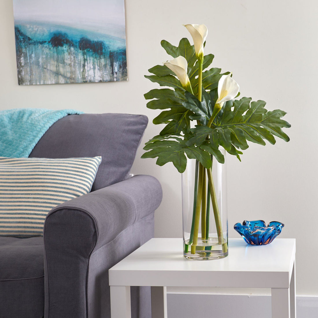 calla lilies flower philodendron 29” Calla Lily and Philo Artificial Arrangement in Glass Vase