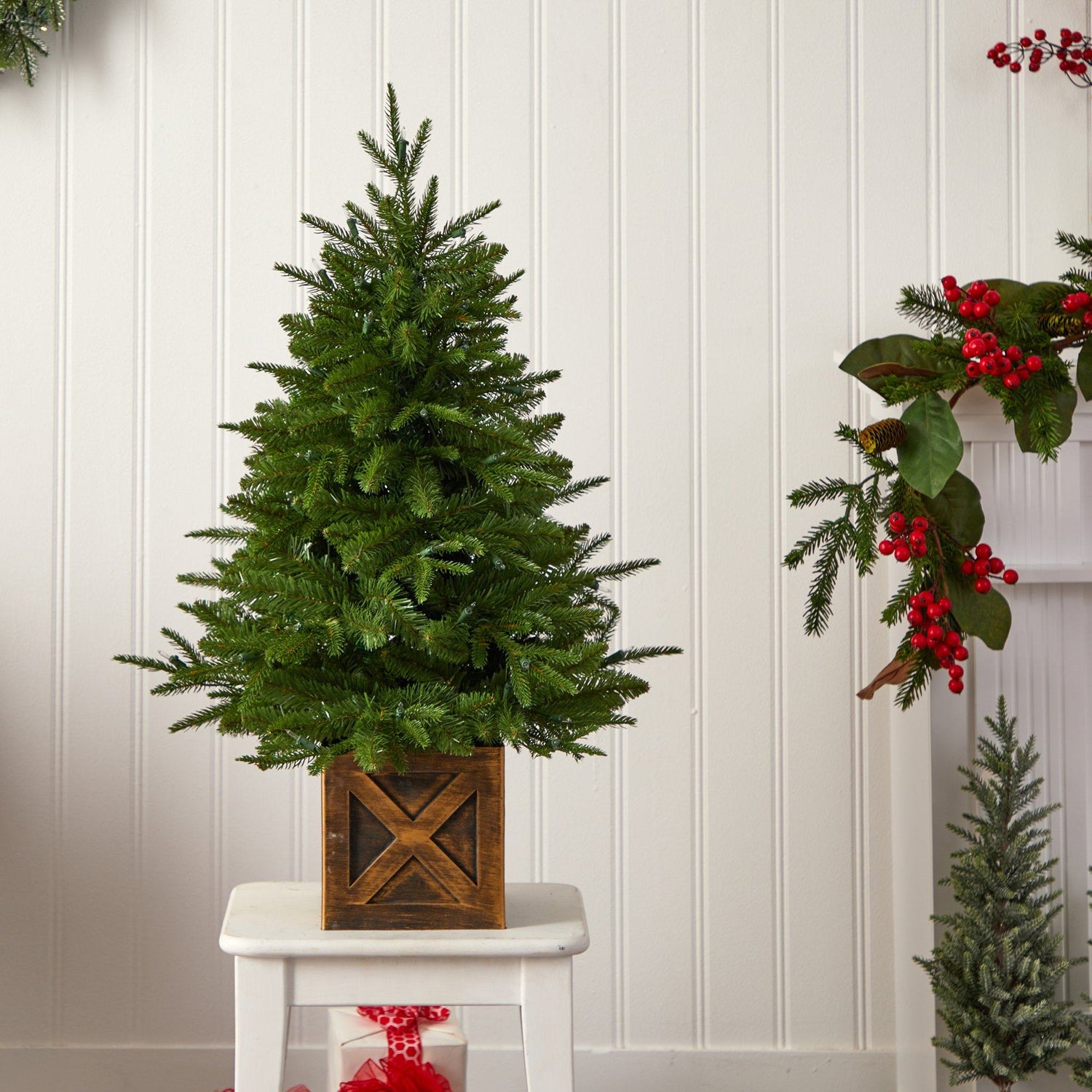 3’ Finland Fir Artificial Christmas Tree in Decorative Planter