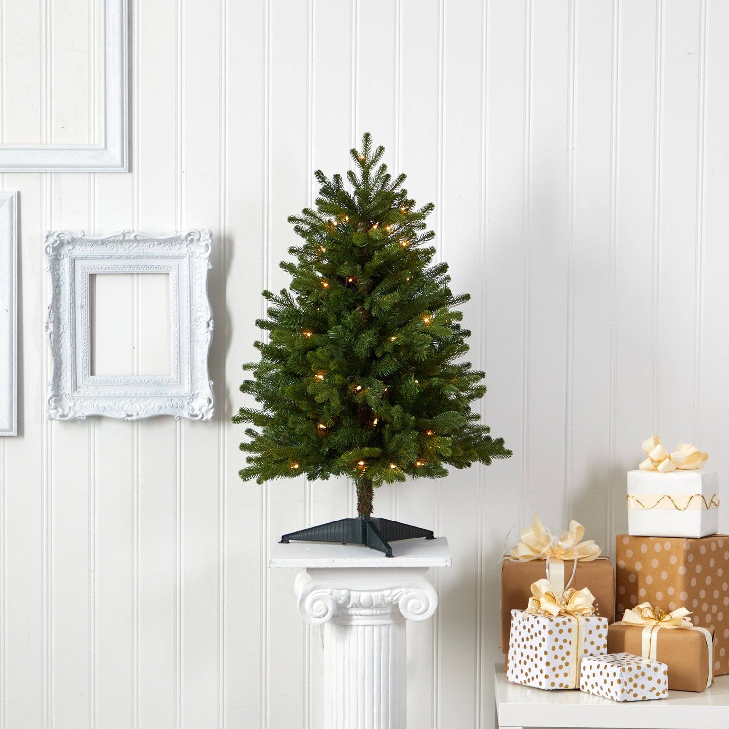 3’ Washington Fir Artificial Christmas Tree with 50 Clear Lights