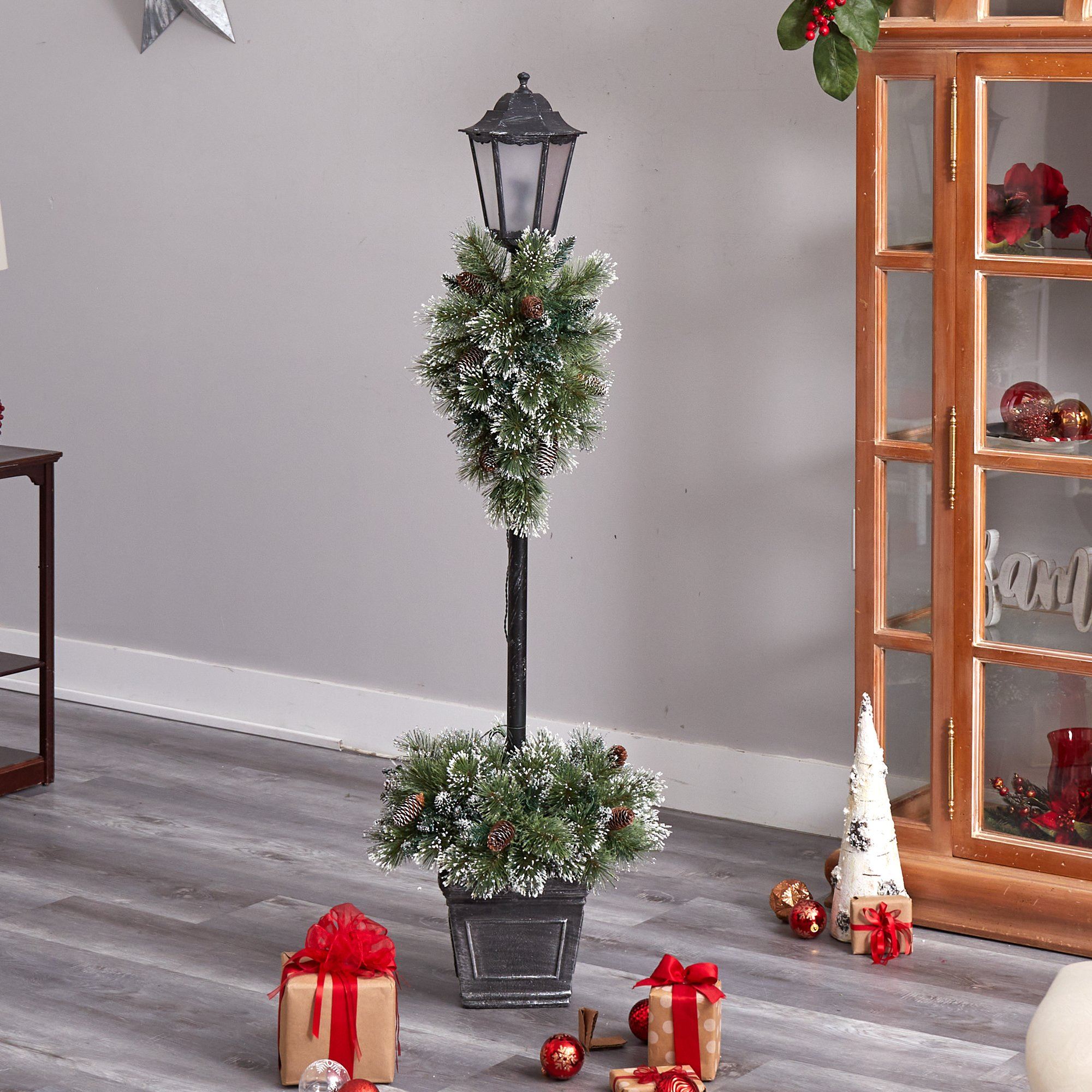 Led Post Decor 5’ Holiday Pre-lit Decorated Lamp Post with Greenery, Decorative ...