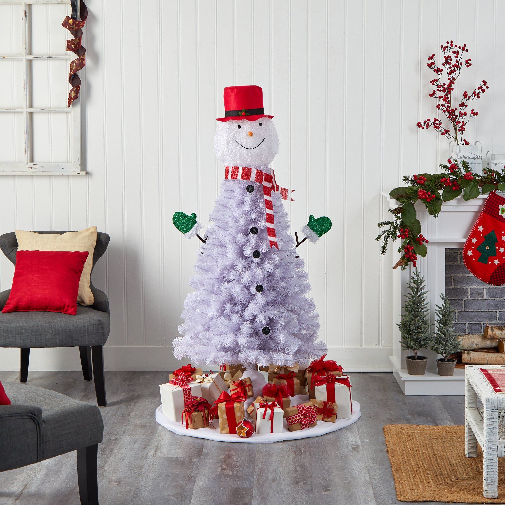 Snowman shop christmas tree