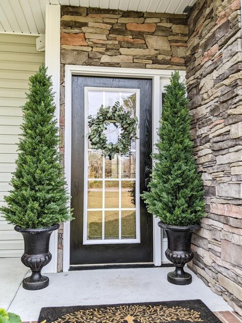 5.5’ Cypress Cone Topiary Artificial Tree UV Resistant (Indoor/Outdoor)