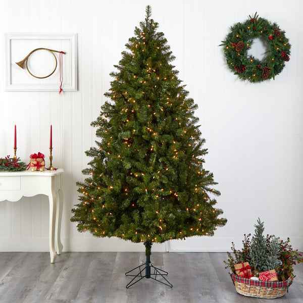 7.5’ Windermere Christmas Tree w/Clear Lights