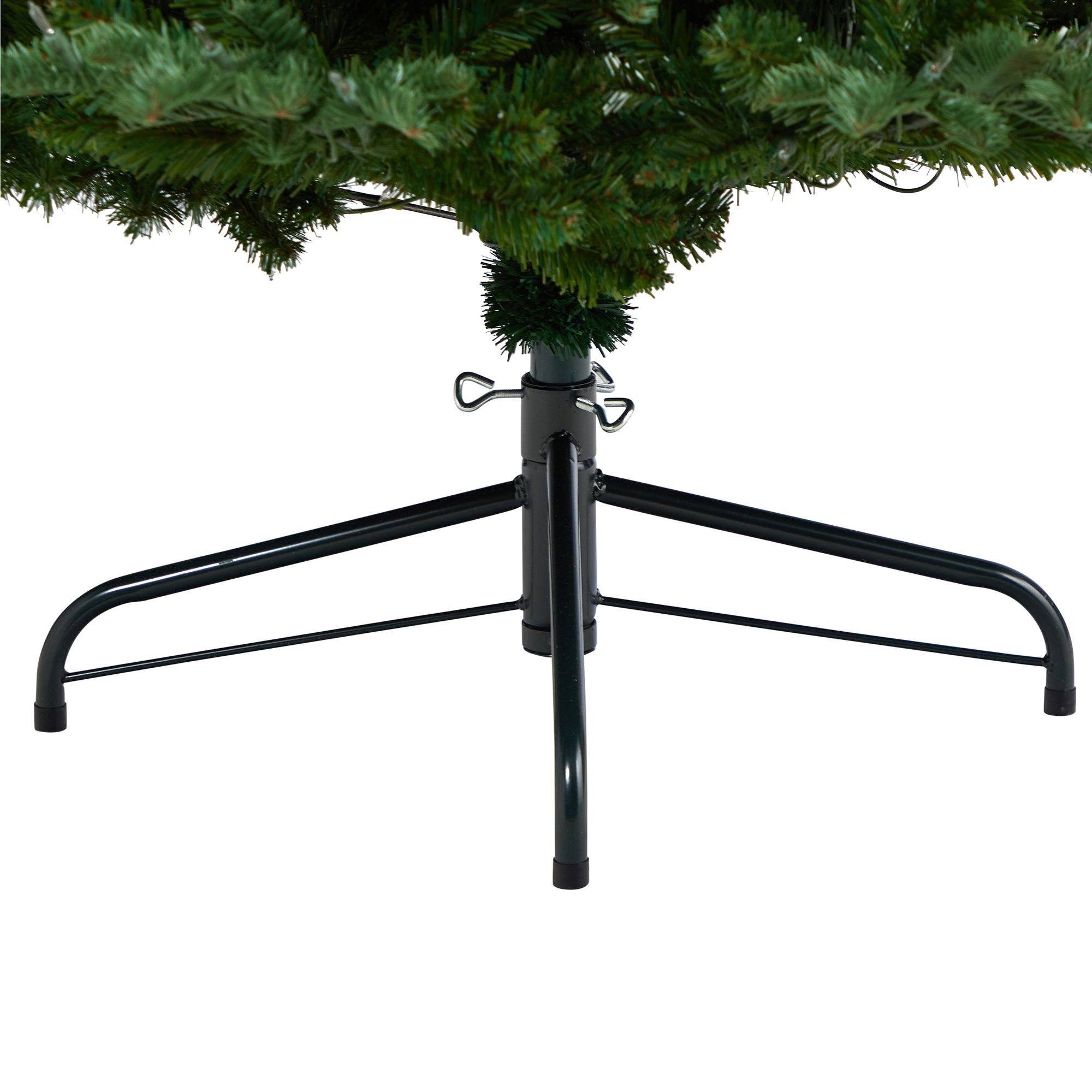 8' South Carolina Fir Artificial Christmas Tree with 650 Clear LED