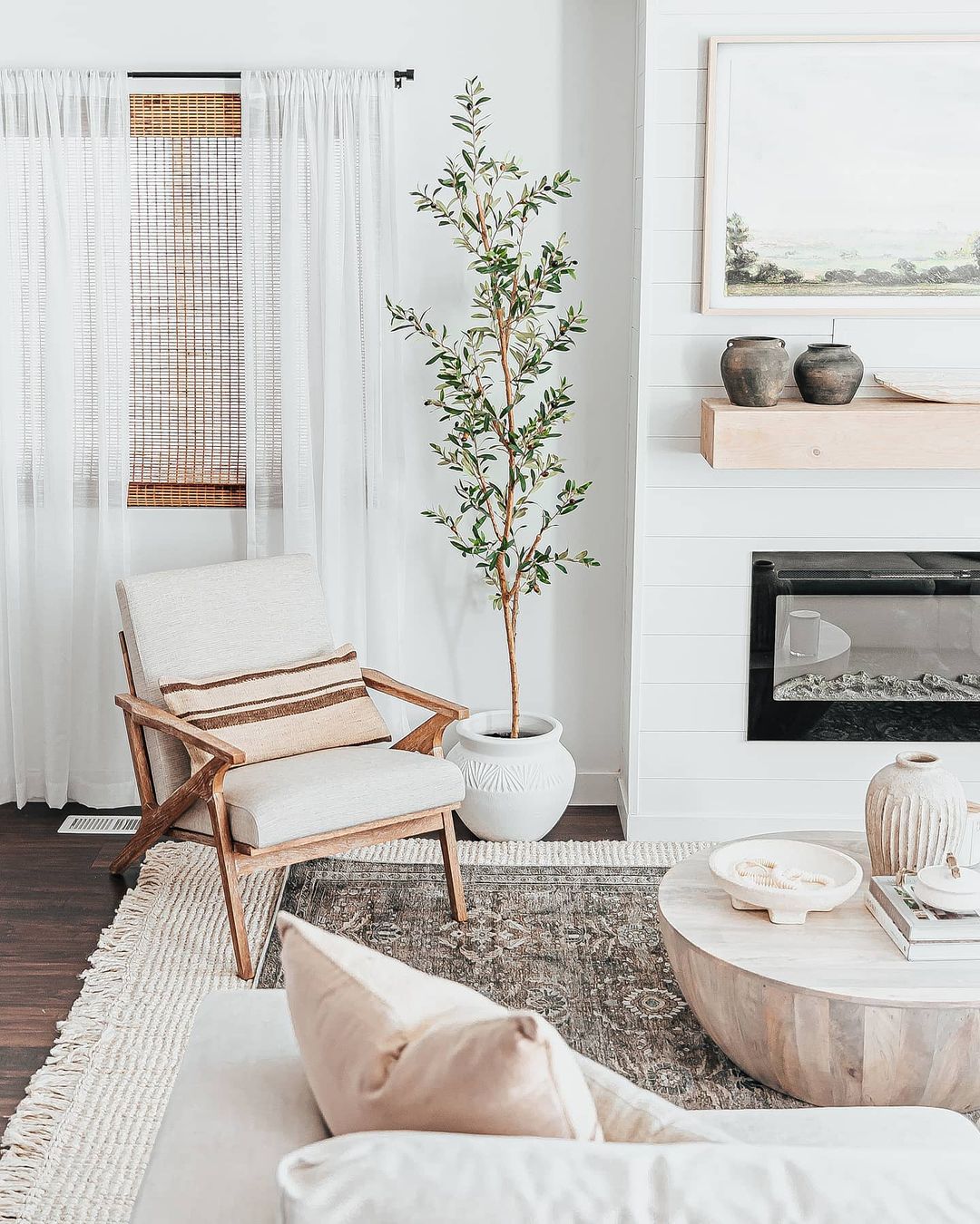 https://www.nearlynatural.com/cdn/shop/products/artificial-82-artificial-olive-tree-nearly-natural-516635.jpg?v=1715179362