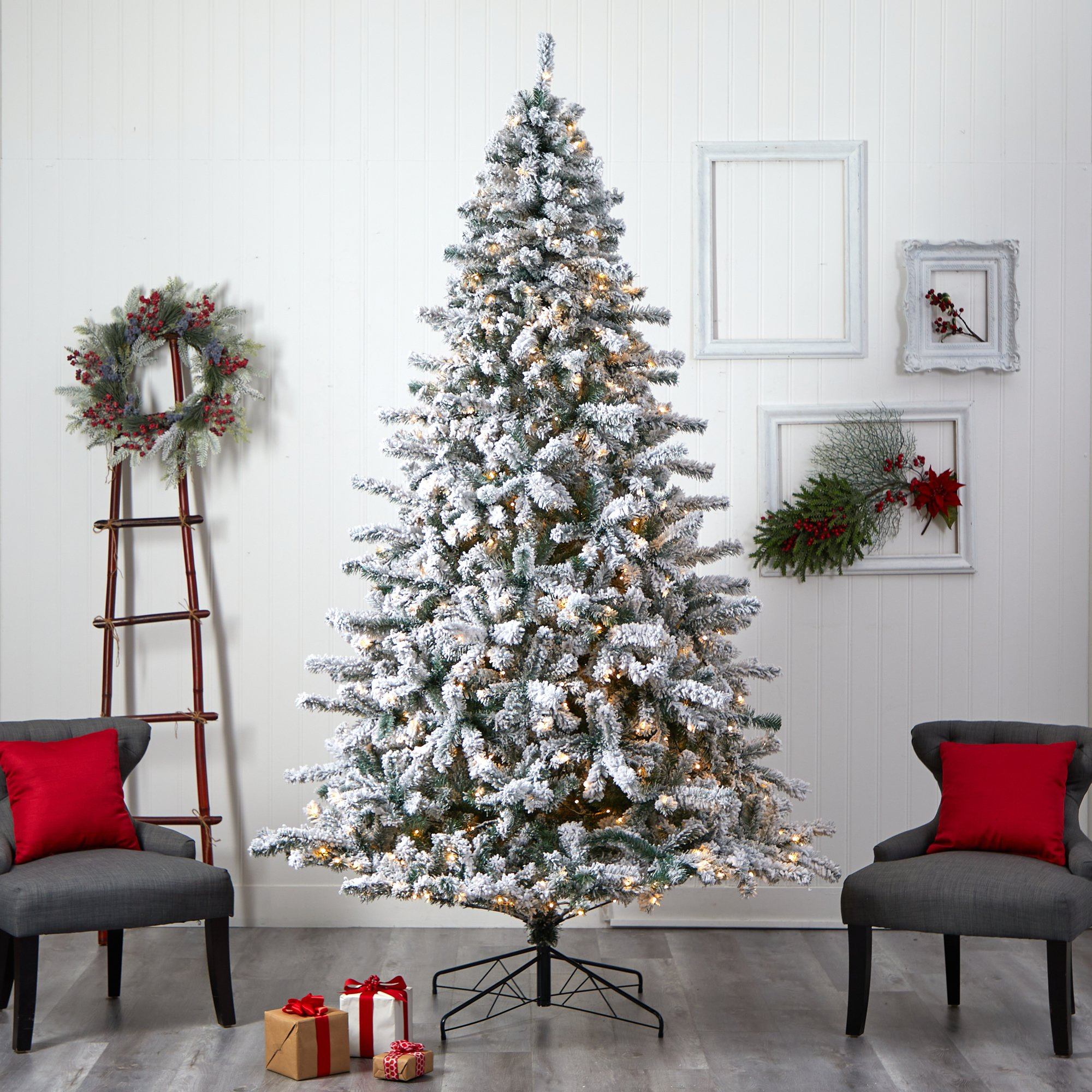 9' Flocked Rock Springs Spruce Christmas Tree with 650 LED Lights