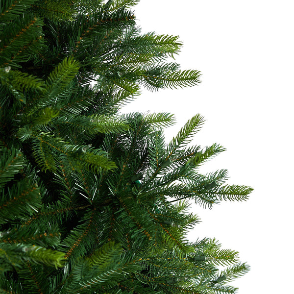 9’ North Carolina Spruce Artificial Christmas Tree with 750 Clear Lights and 1912 Bendable Branches