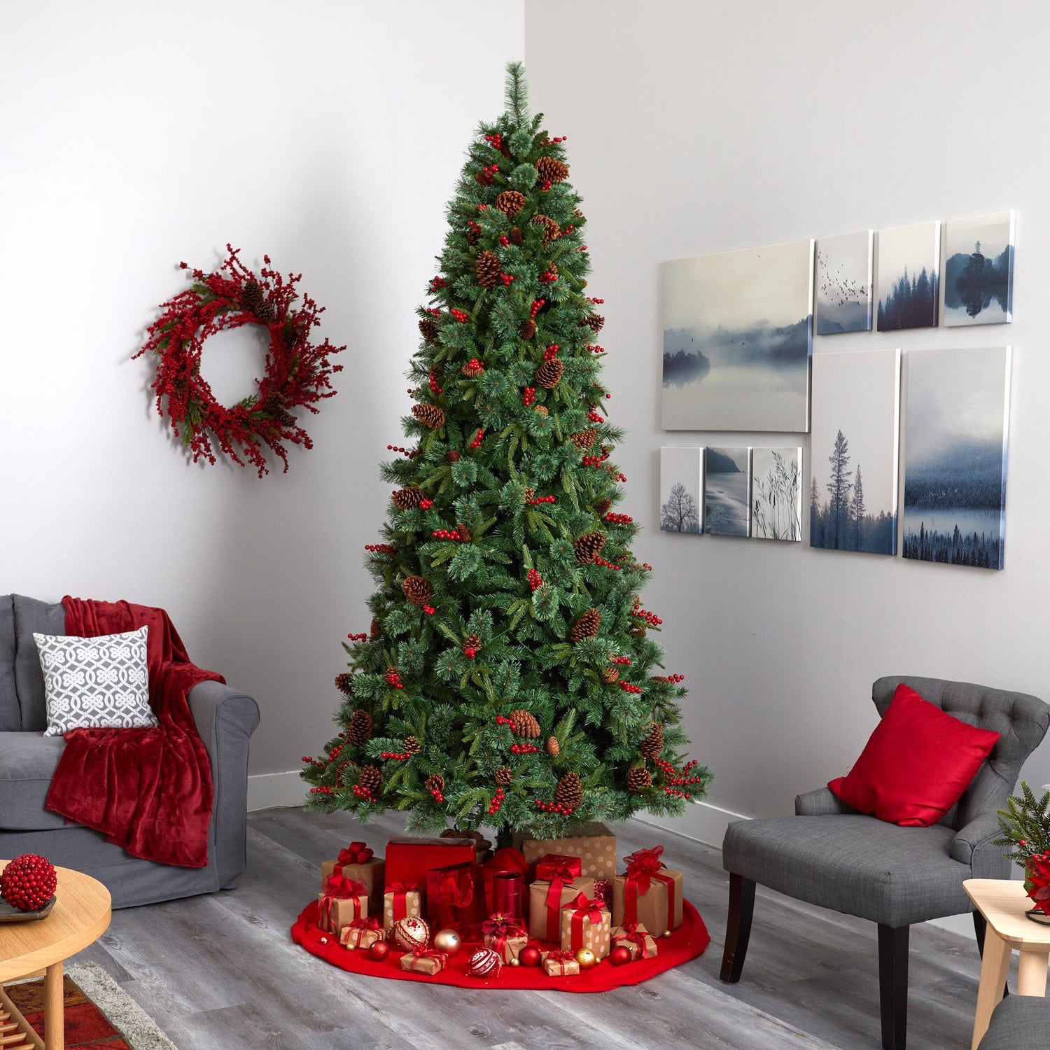 9’ Norway Mixed Pine Artificial Christmas Tree with 650 Clear LED Lights, Pine Cones and Berries